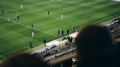 محمد عبدالله لاعب الأهلي كم سنه؟
