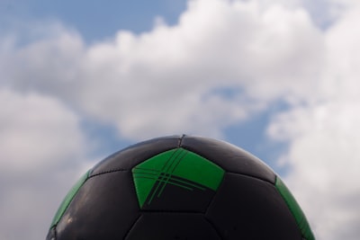 دورثمنالنهائيلدوريأبطالأوروبا2025معاركناريةعلىالطريقإلىالمجد