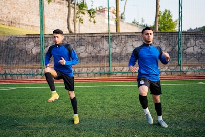 توتنهام ضد ليفربول مباشر الانمواجهة نارية في الدوري الإنجليزي الممتاز